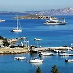 Teuccia Dependance - Costa Smeralda - بيت للعطل *